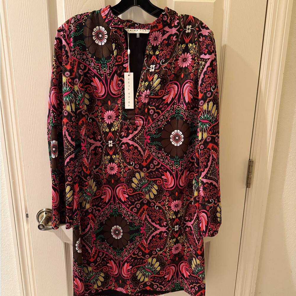NWT Trina Turk Vibrant Pink and Black Floral Dress size 8